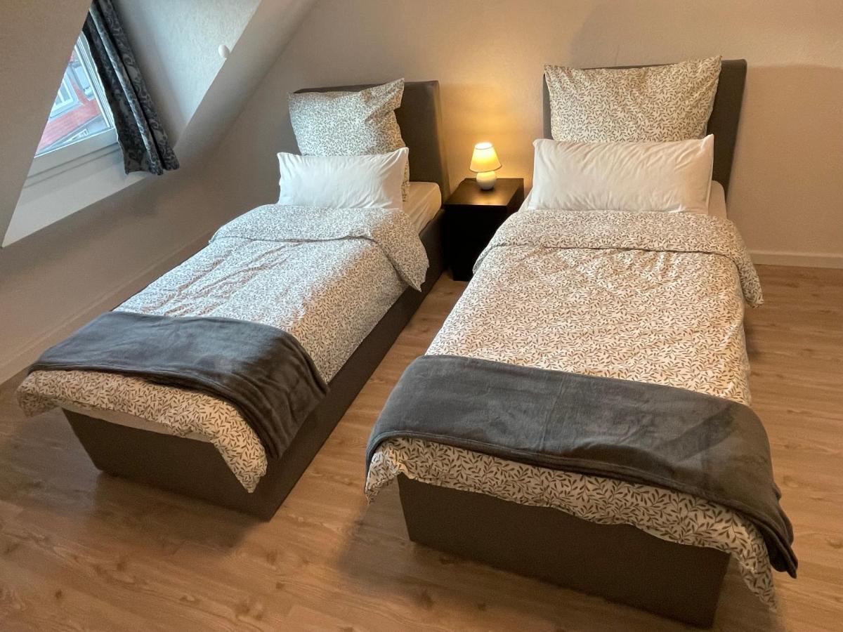 Delux Mit 4 Schlafzimmer *